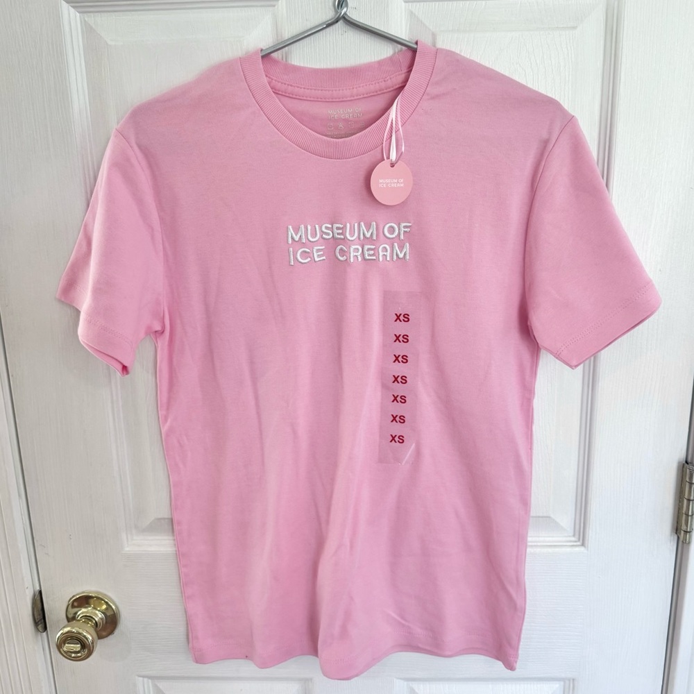 NWT 🍦MUSEUM OF ICE CREAM🍦 Pink 💕Embroidered Tee XS 🎀